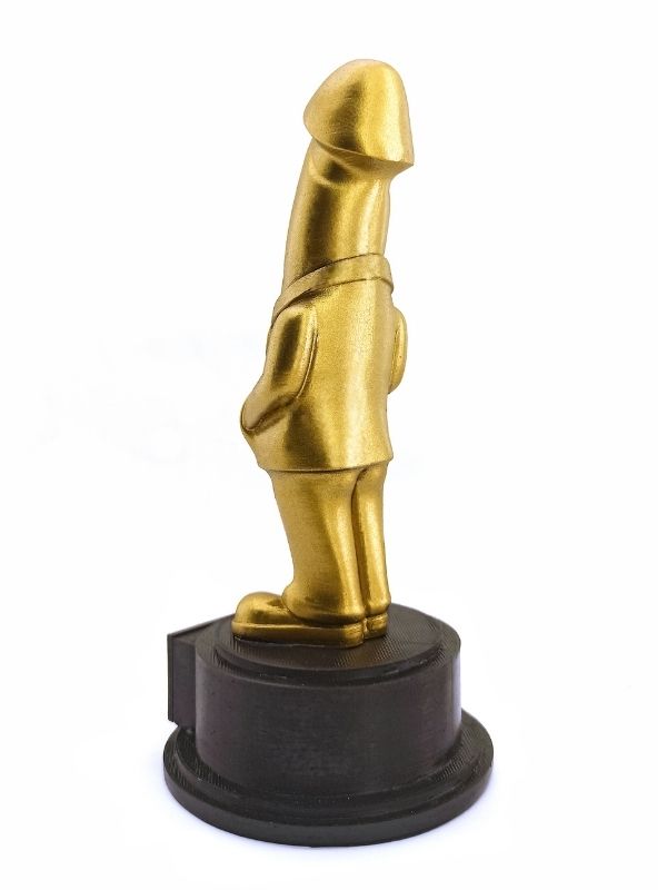 Dick Of The Year – Esprili Masaüstü Ödül Heykeli Model 1